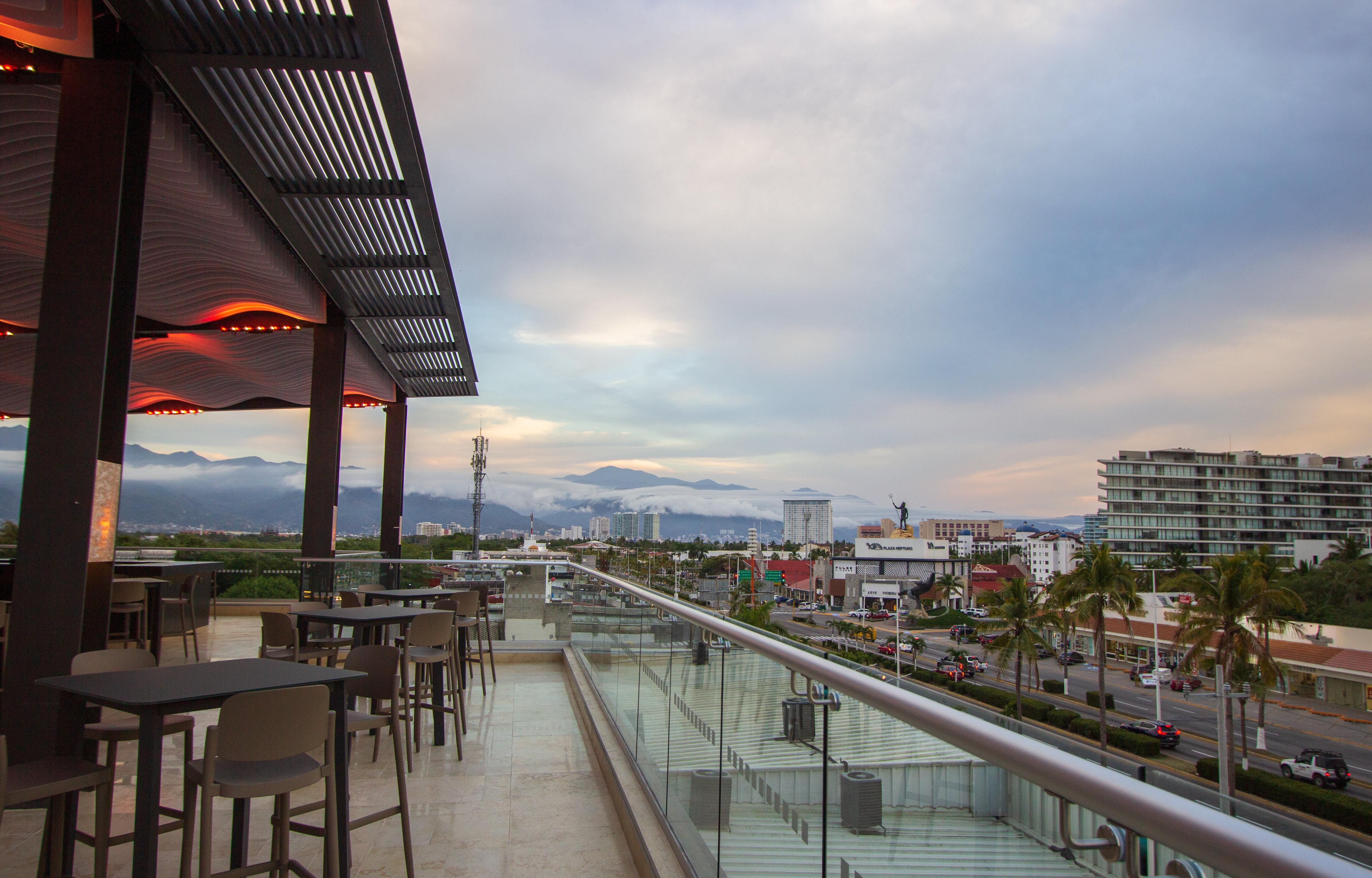 Holiday Inn & Suites - Puerto Vallarta Marina & Golf By Ihg Екстер'єр фото