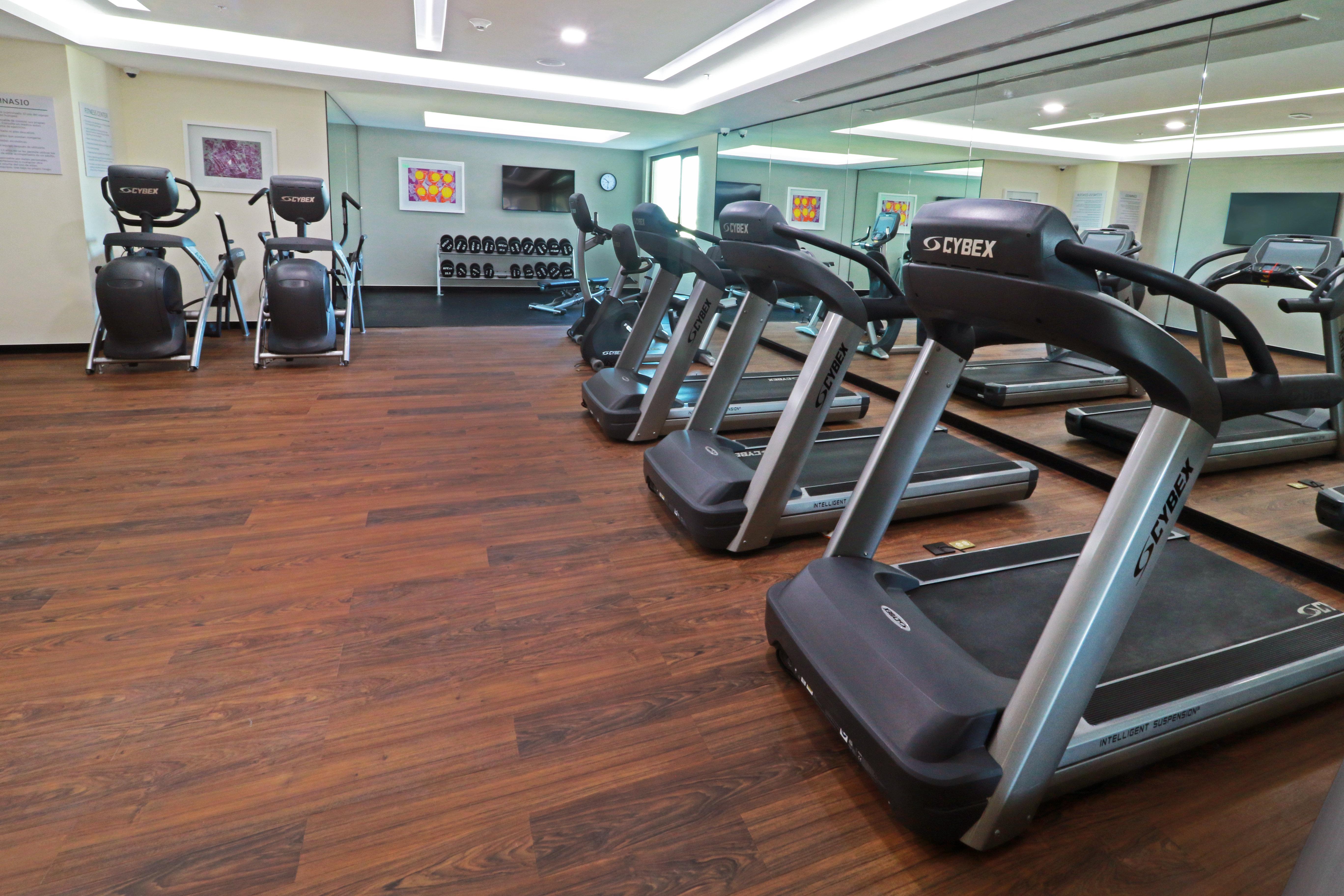 Holiday Inn & Suites - Puerto Vallarta Marina & Golf By Ihg Екстер'єр фото