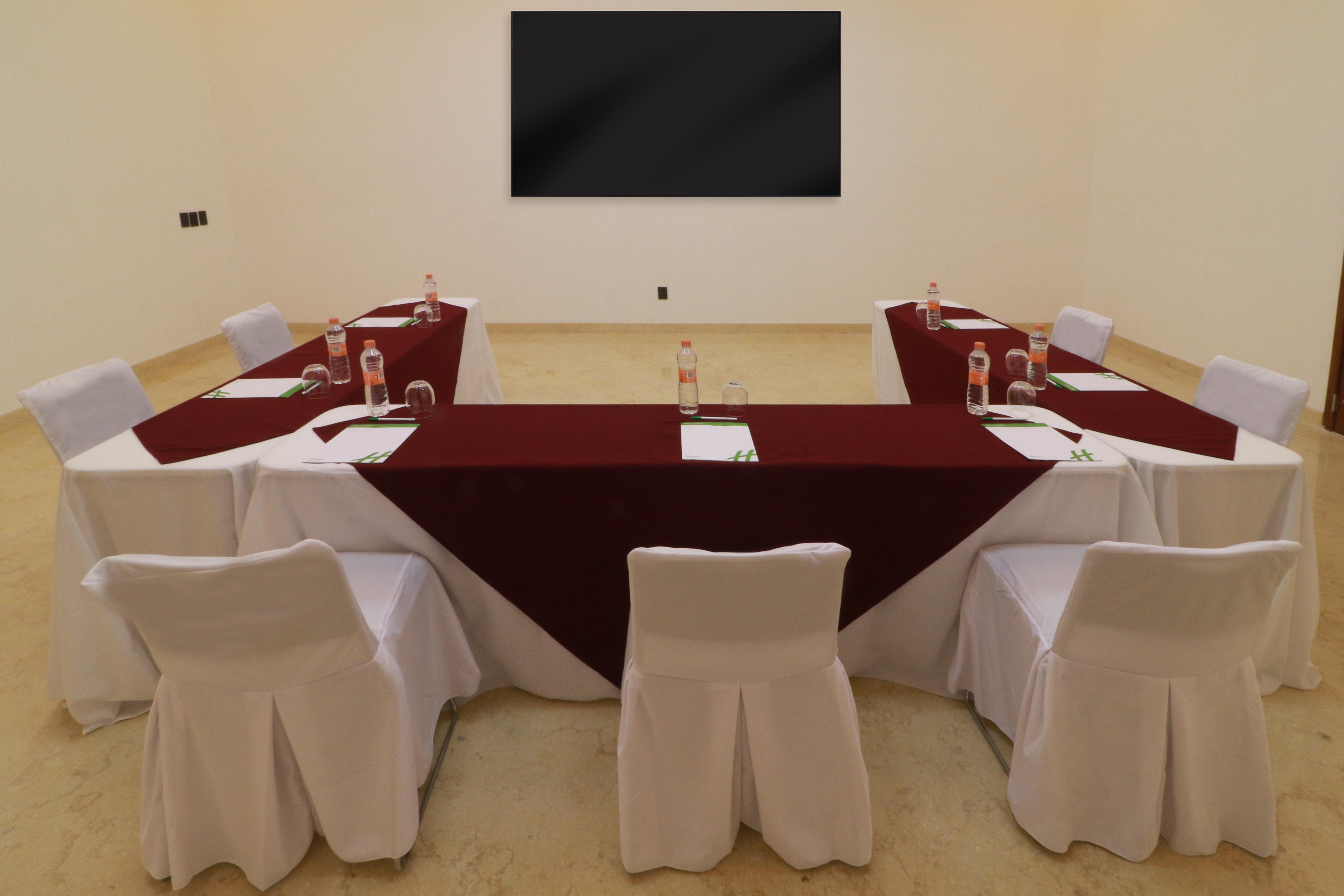 Holiday Inn & Suites - Puerto Vallarta Marina & Golf By Ihg Екстер'єр фото