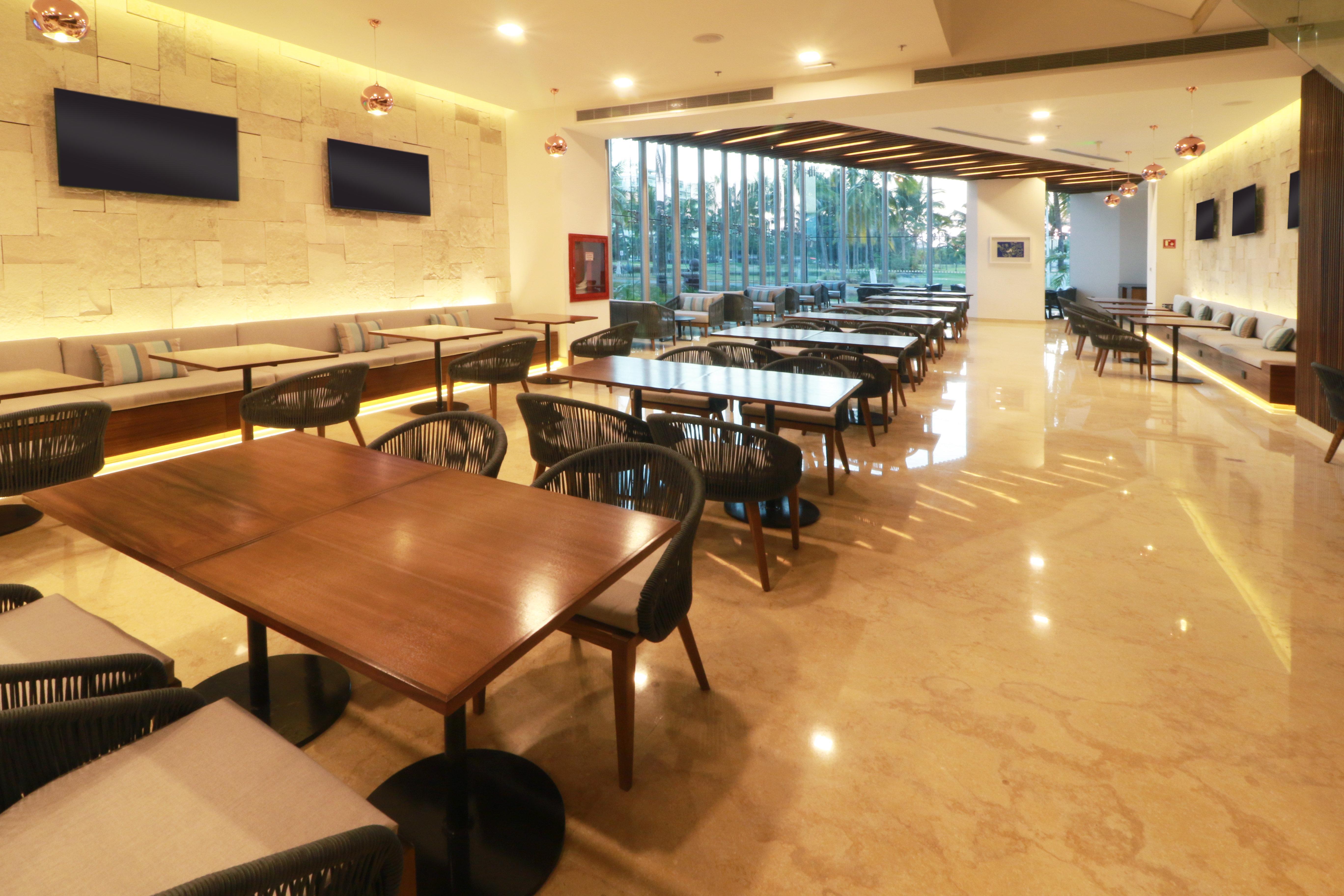 Holiday Inn & Suites - Puerto Vallarta Marina & Golf By Ihg Екстер'єр фото