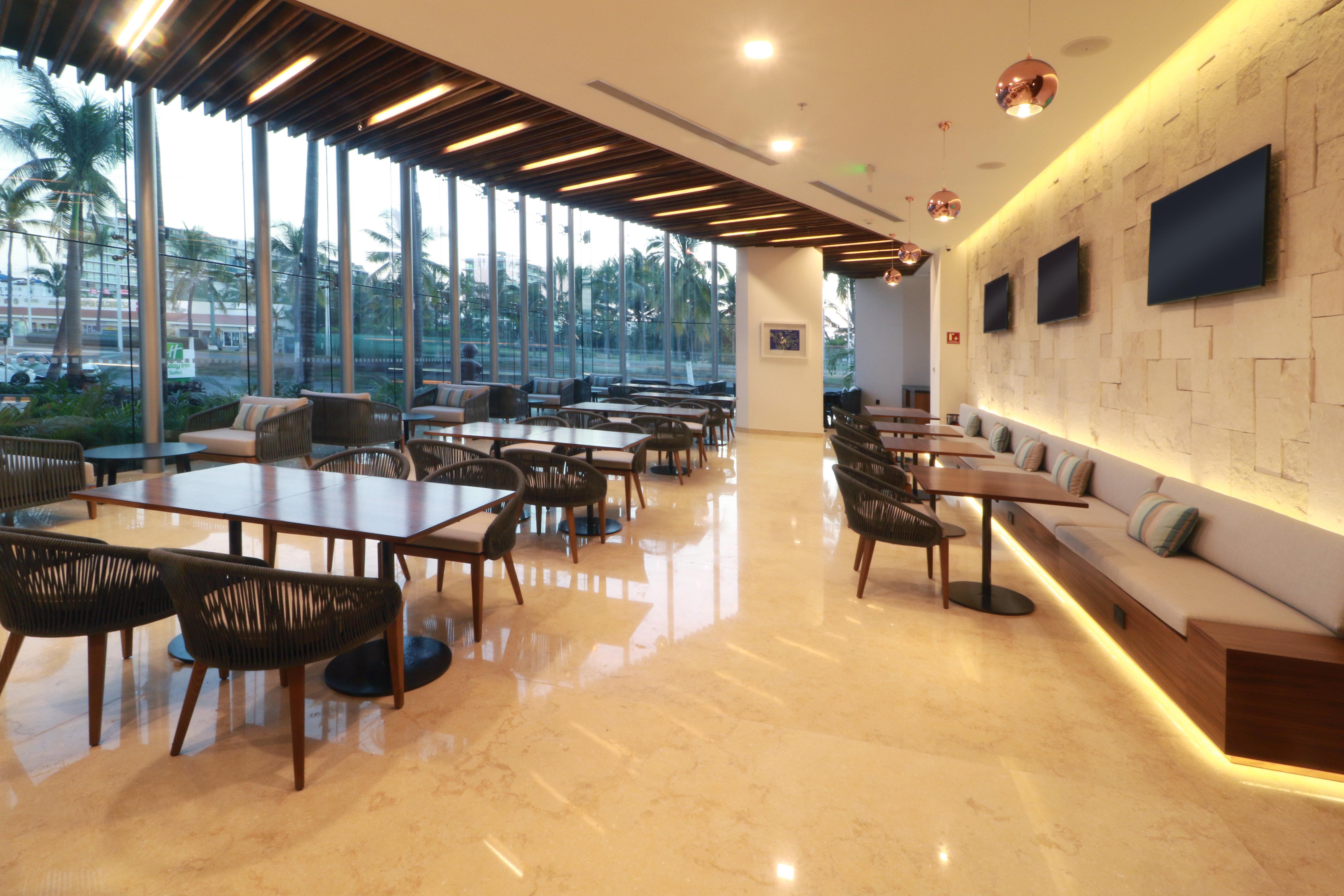 Holiday Inn & Suites - Puerto Vallarta Marina & Golf By Ihg Екстер'єр фото