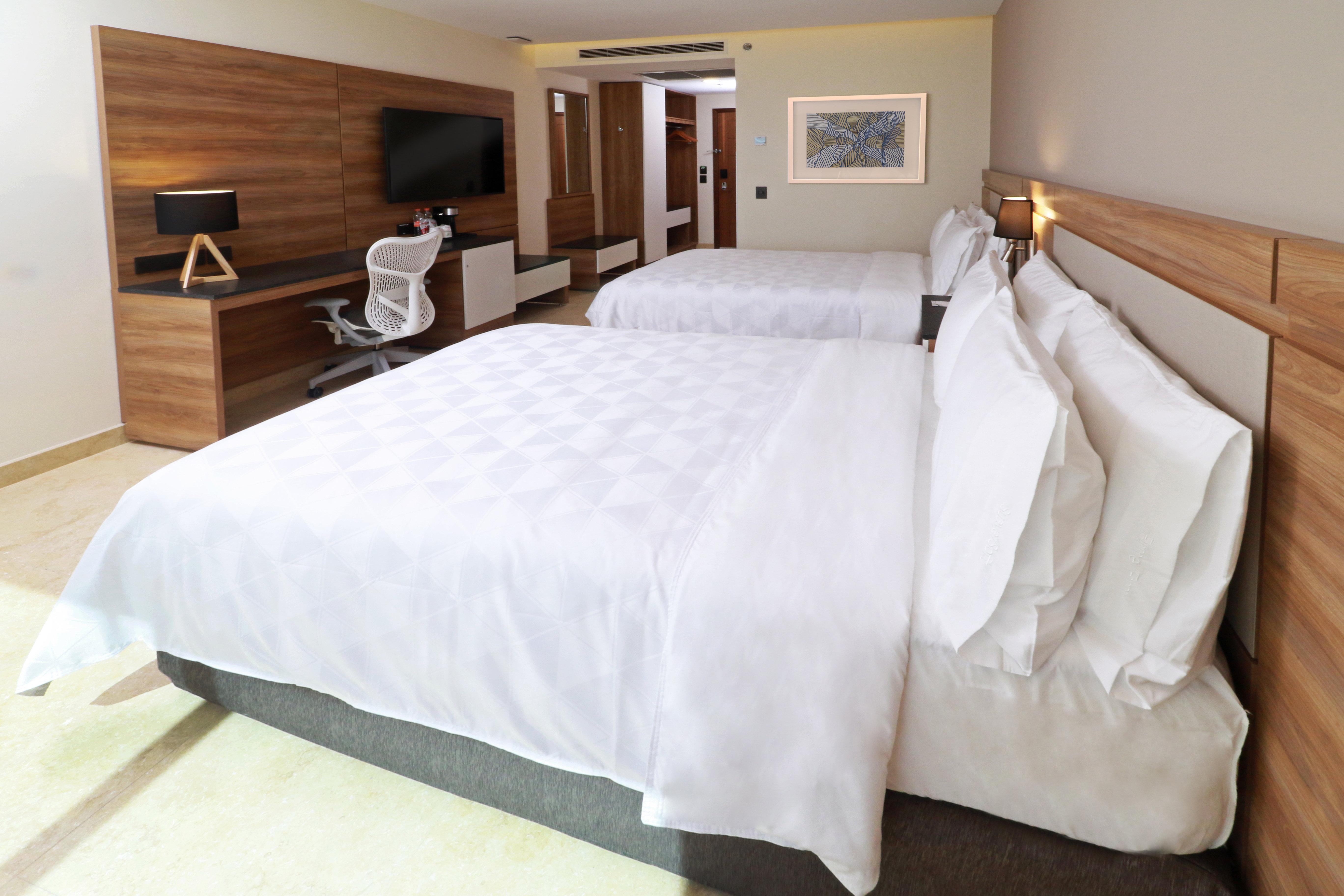 Holiday Inn & Suites - Puerto Vallarta Marina & Golf By Ihg Екстер'єр фото