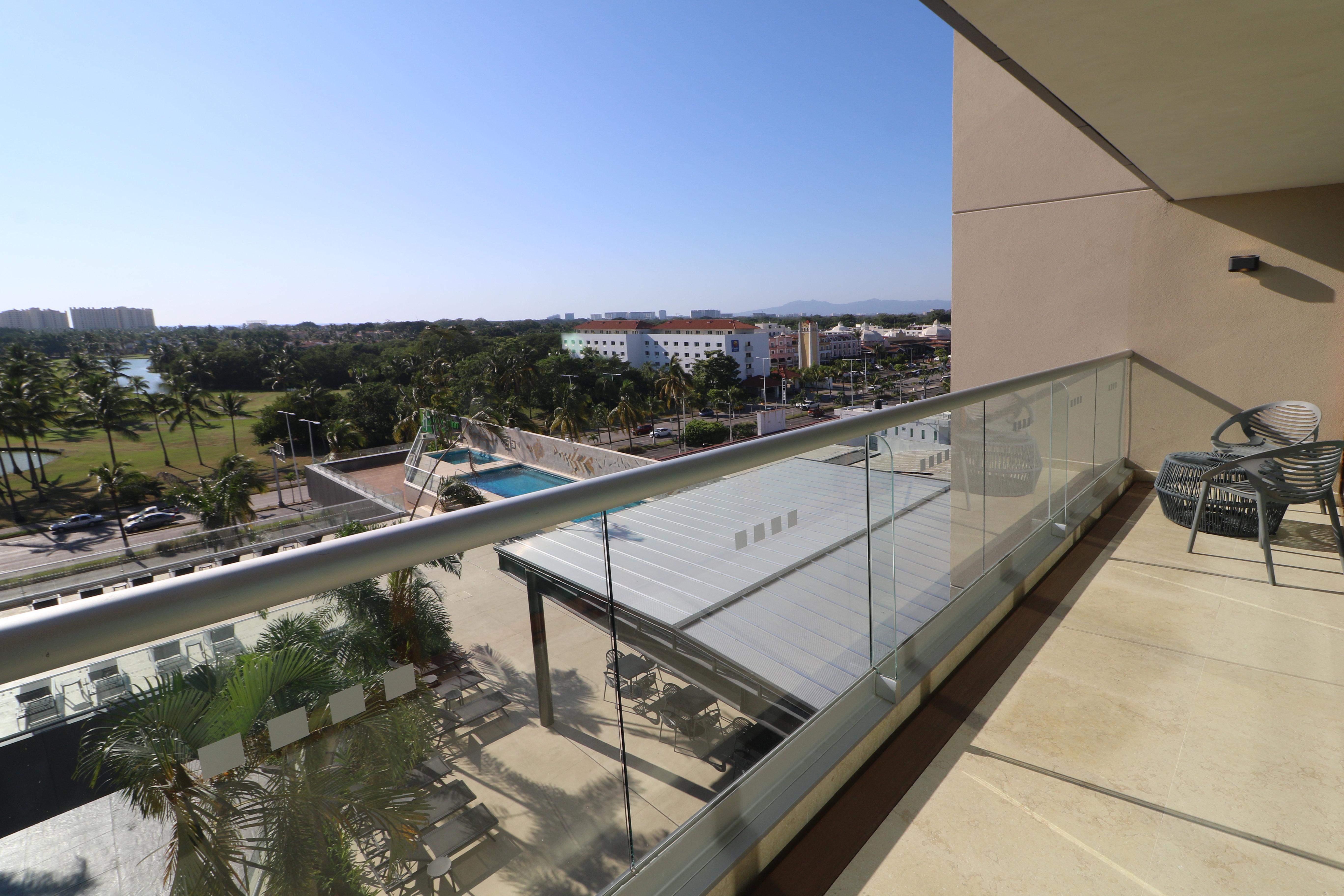 Holiday Inn & Suites - Puerto Vallarta Marina & Golf By Ihg Екстер'єр фото